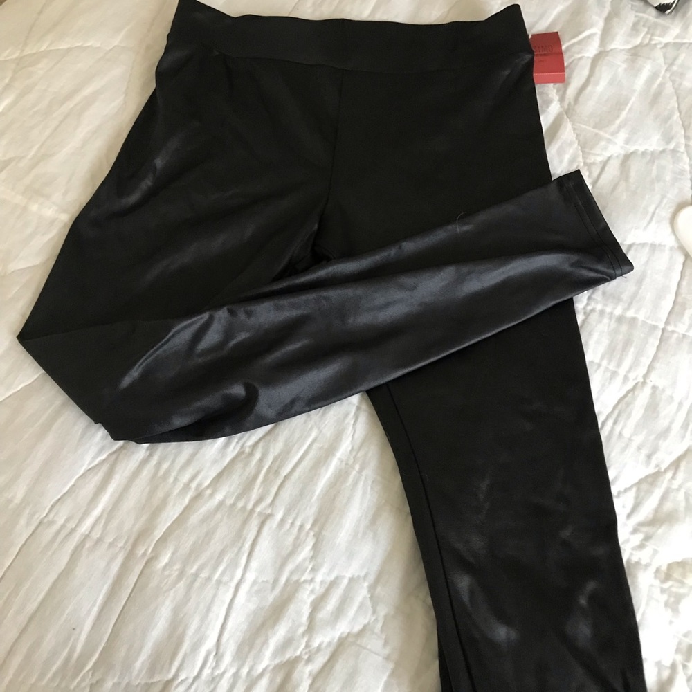Leather leggings